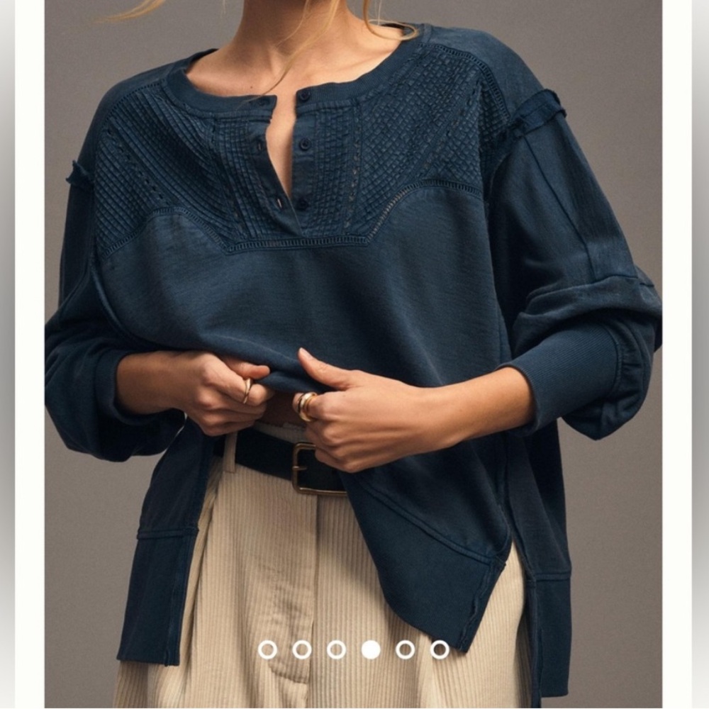 Anthropologie Pilcro Pintuck Sweatshirt Navy Blue Sz Medium Distressed Cropped